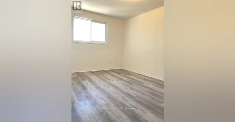 5 Reiber Crescent, Toronto, ON, M2H 1C3 - 6