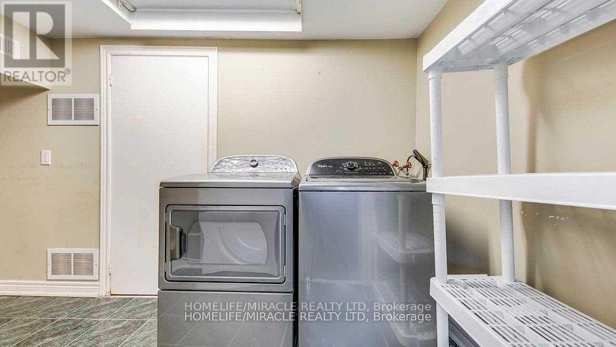 3 Independence Drive S, Toronto, ON, M1K 3R7 - 3