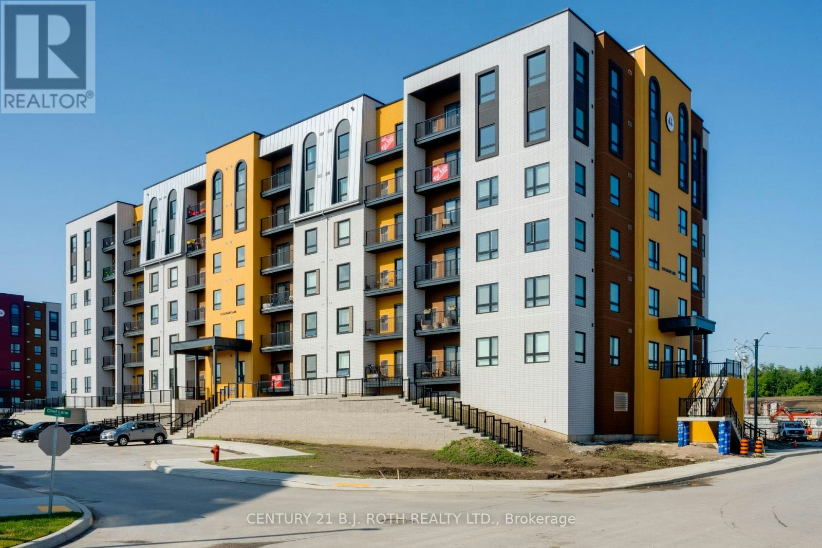 308-8 Culinary Lane, Barrie, ON, L9J 0T2