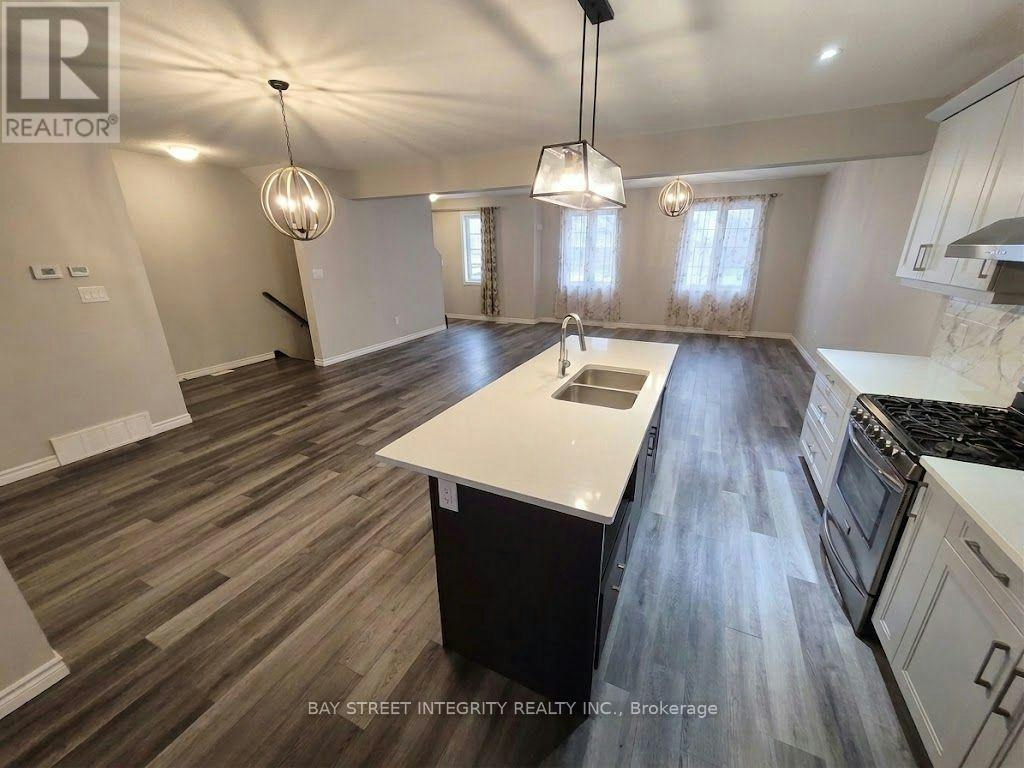 60 Upper 435 Callaway Road, London, ON, N6G 2N1 - 3