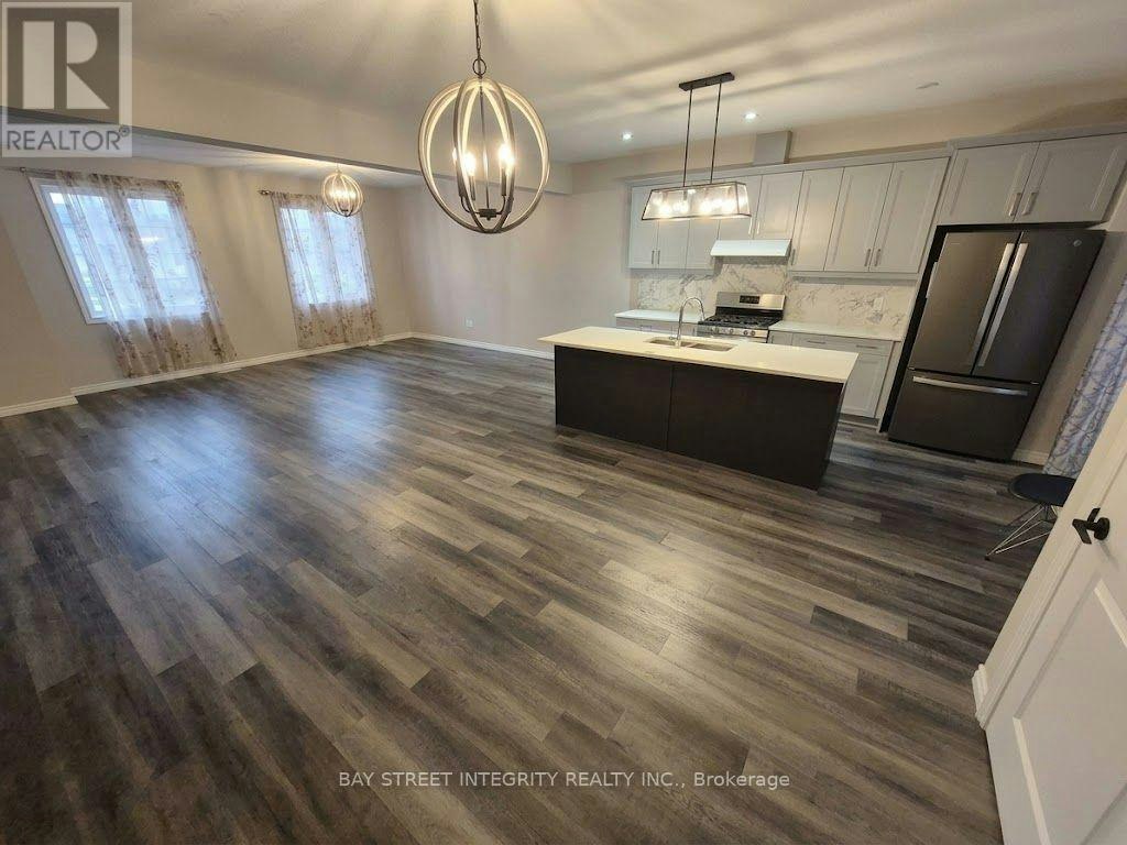 60 Upper 435 Callaway Road, London, ON, N6G 2N1 - 2