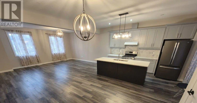 60 Upper 435 Callaway Road, London, ON, N6G 2N1 - 2