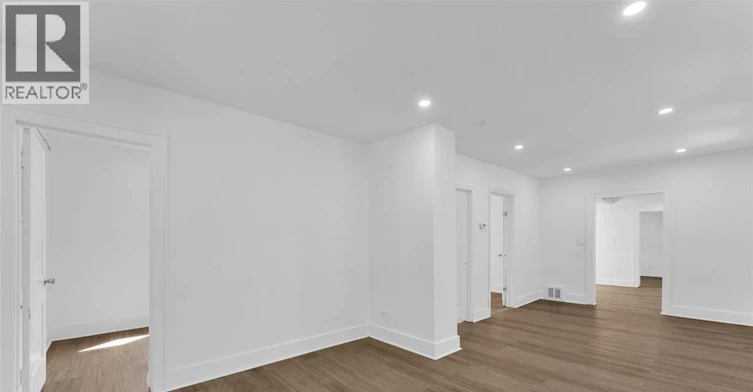 3622 Queen, Windsor, ON, N9C 1N9 - 4