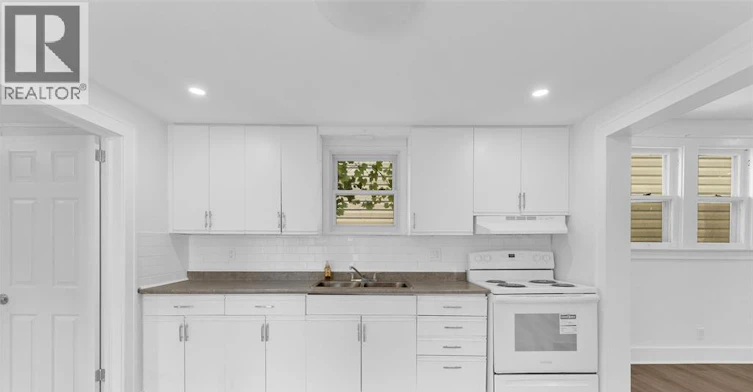 3622 Queen, Windsor, ON, N9C 1N9 - 10
