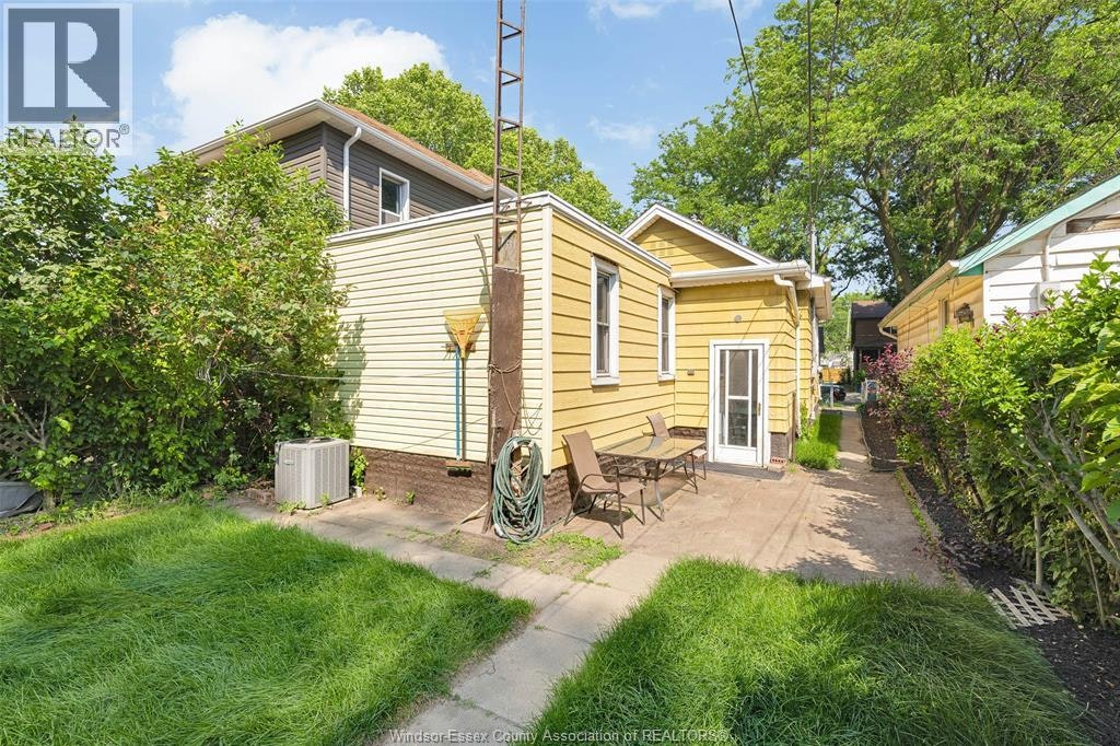 3622 Queen, Windsor, ON, N9C 1N9 - 24