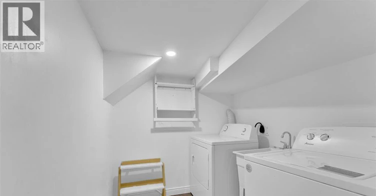 3622 Queen, Windsor, ON, N9C 1N9 - 22