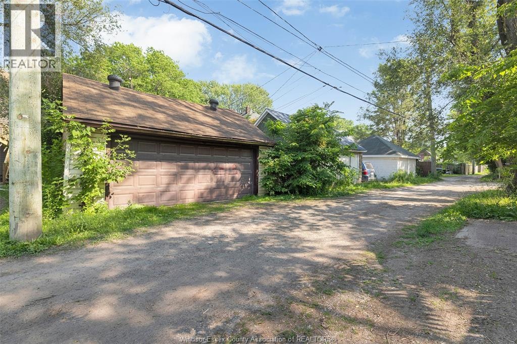 3622 Queen, Windsor, ON, N9C 1N9 - 26