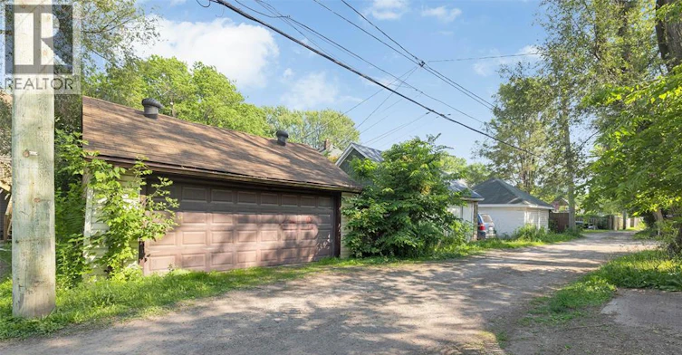 3622 Queen, Windsor, ON, N9C 1N9 - 26