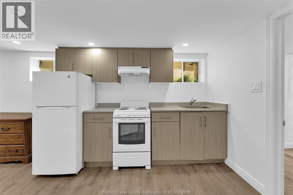 3622 Queen, Windsor, ON, N9C 1N9 - 17