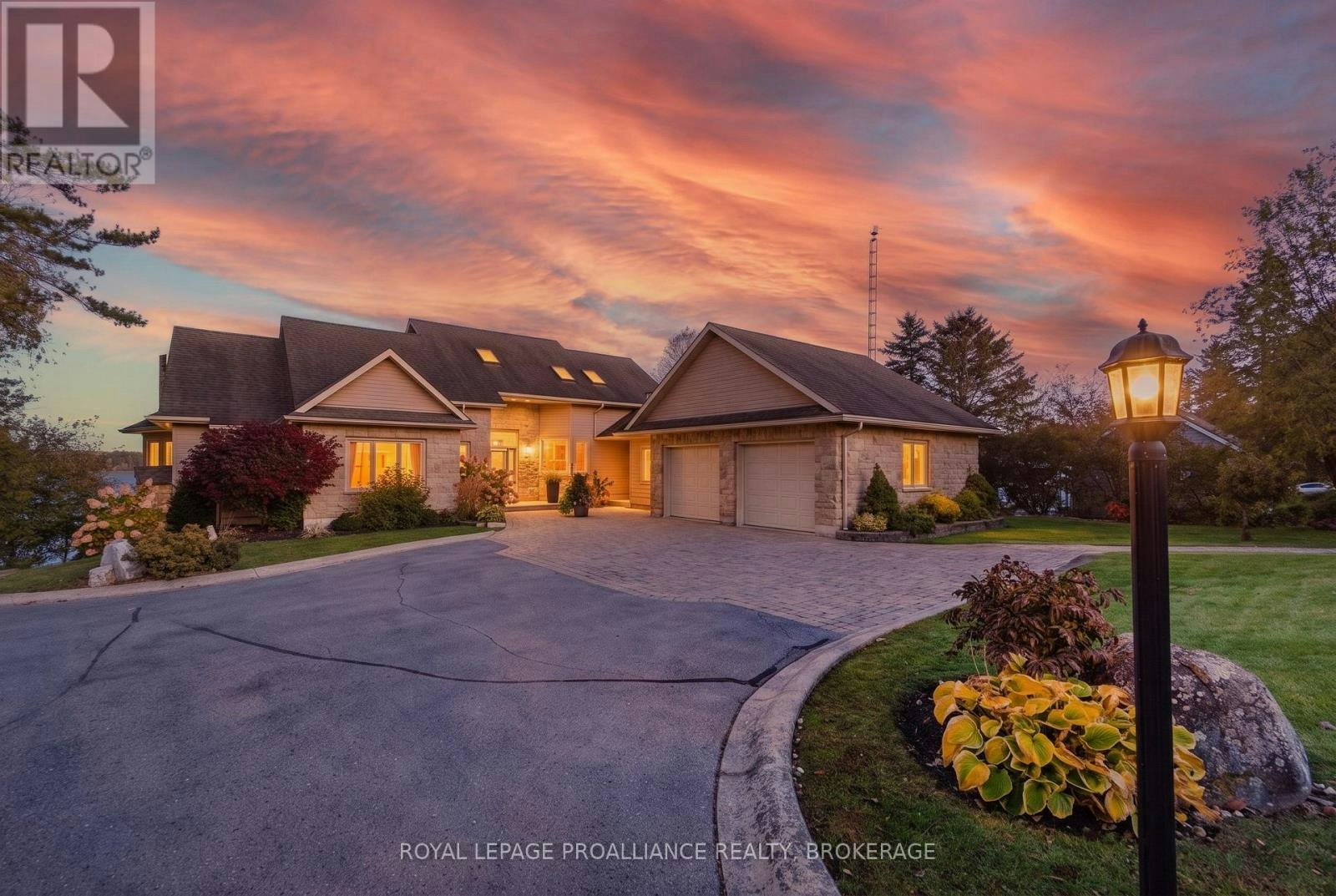 31 Leavis Shores, Howe Island, ON, K7G 2V6