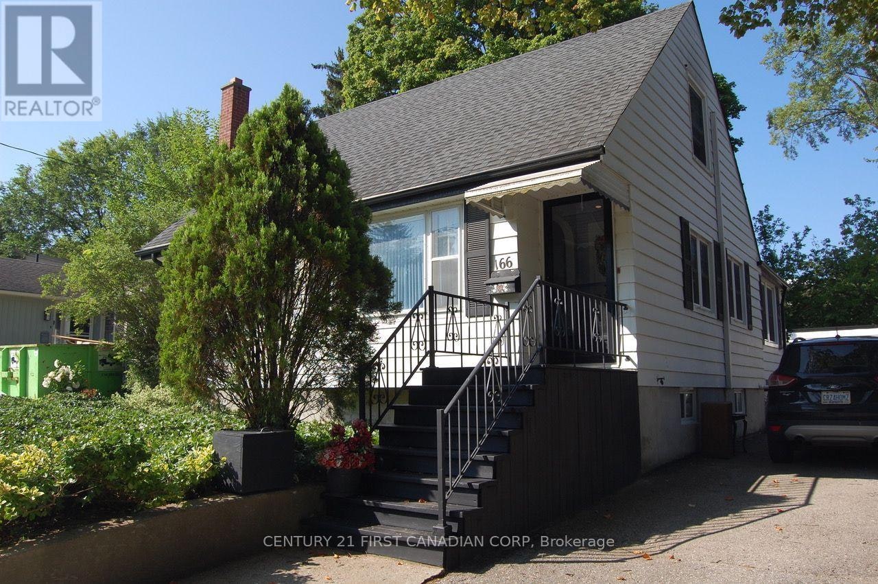 166 Foster Avenue, London, ON, N6H 2L1