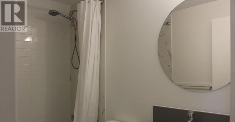 201-255 Bay Street, Ottawa, ON, K1R 0C5 - 7