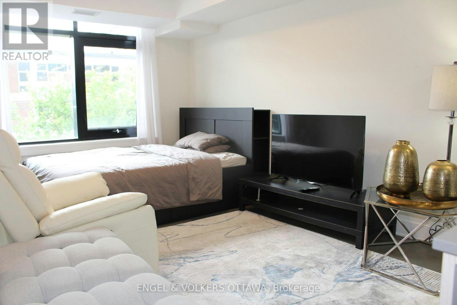 201-255 Bay Street, Ottawa, ON, K1R 0C5 - 6