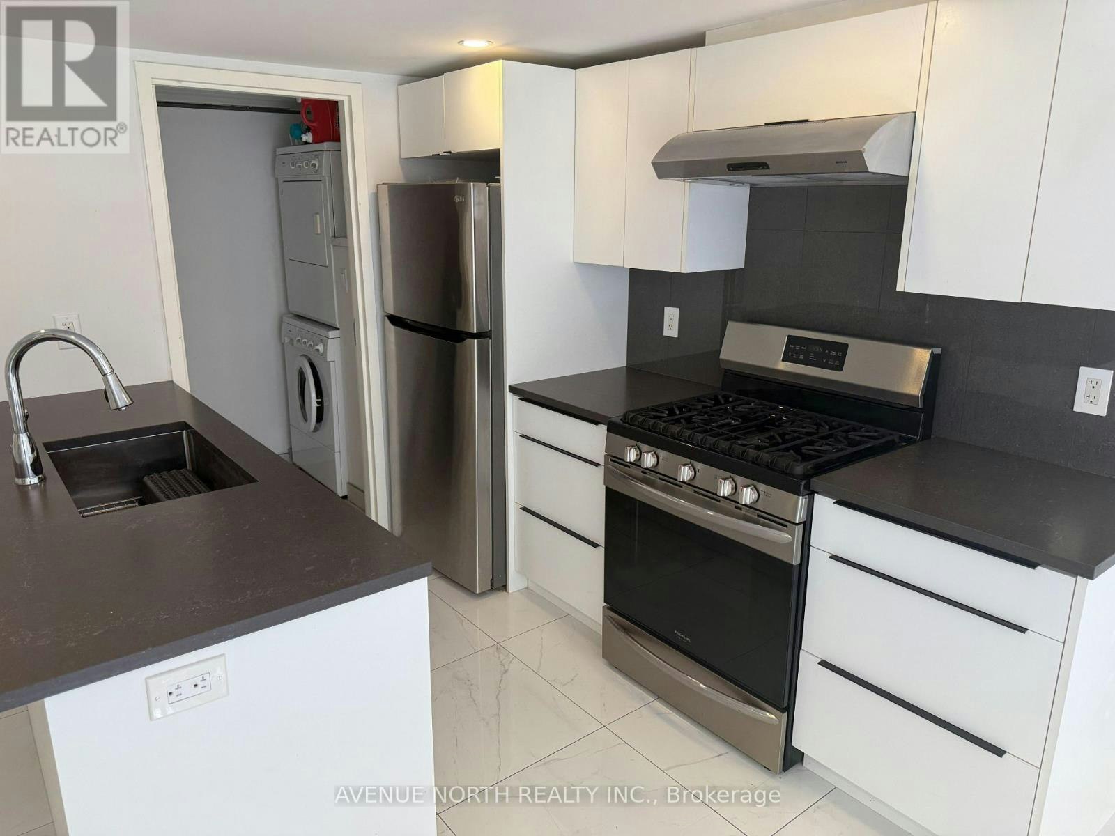 1108 Richard Avenue, Ottawa, ON, K1H 8C6 - 4