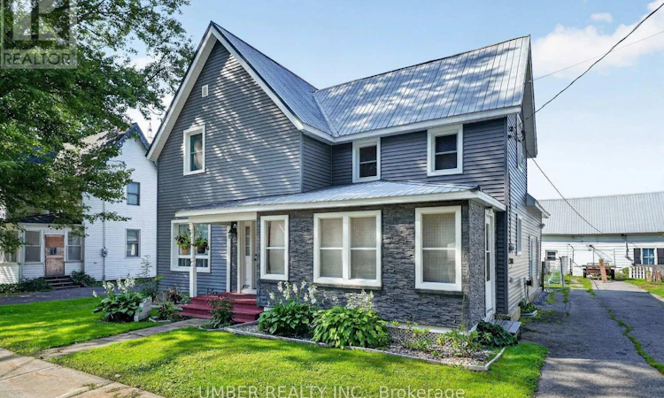 3318 Main Street