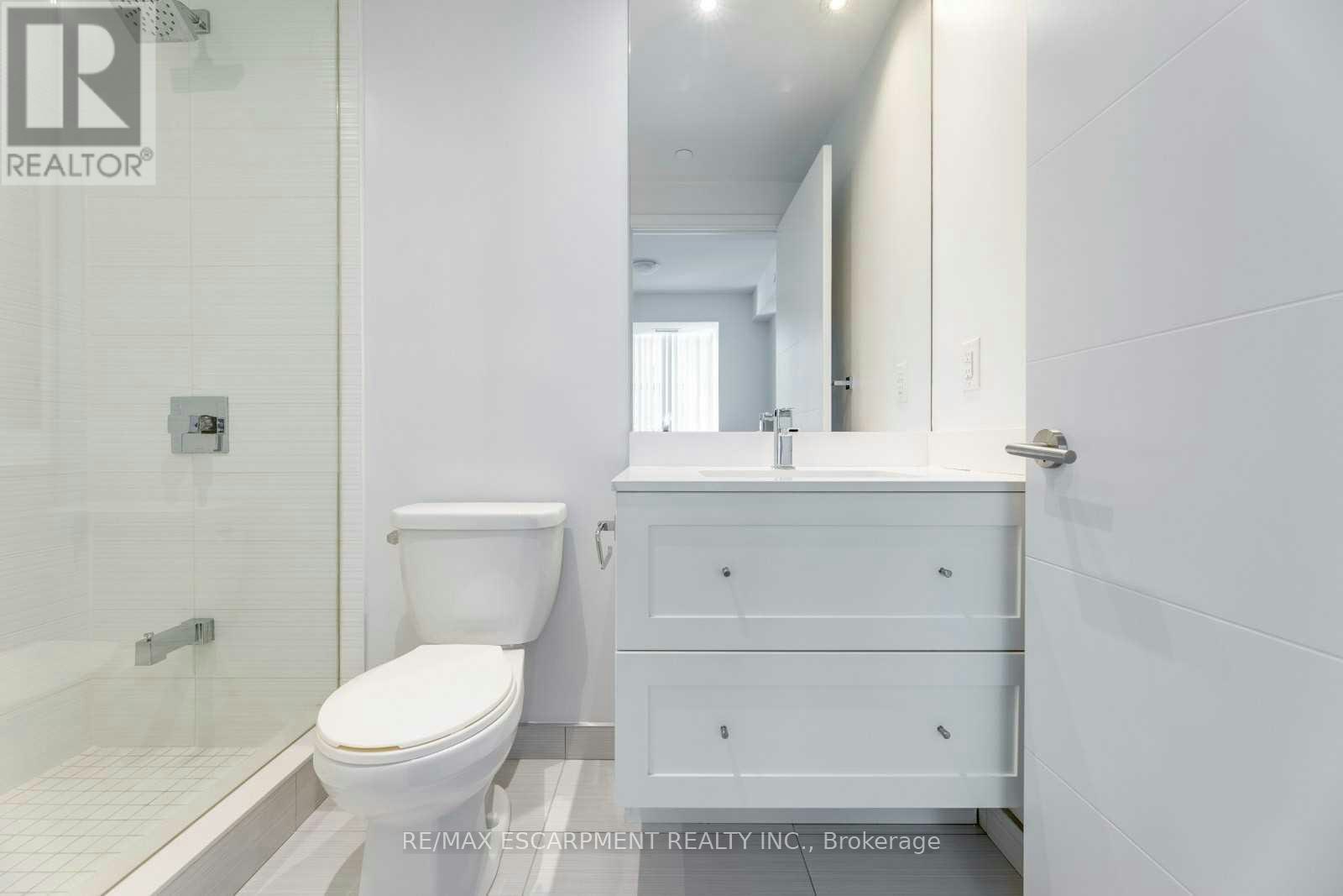 LPH32-525 Adelaide Street W, Toronto, ON, M5V 1T6 - 17