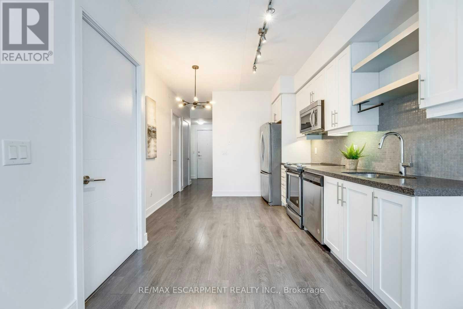 LPH32-525 Adelaide Street W, Toronto, ON, M5V 1T6 - 8