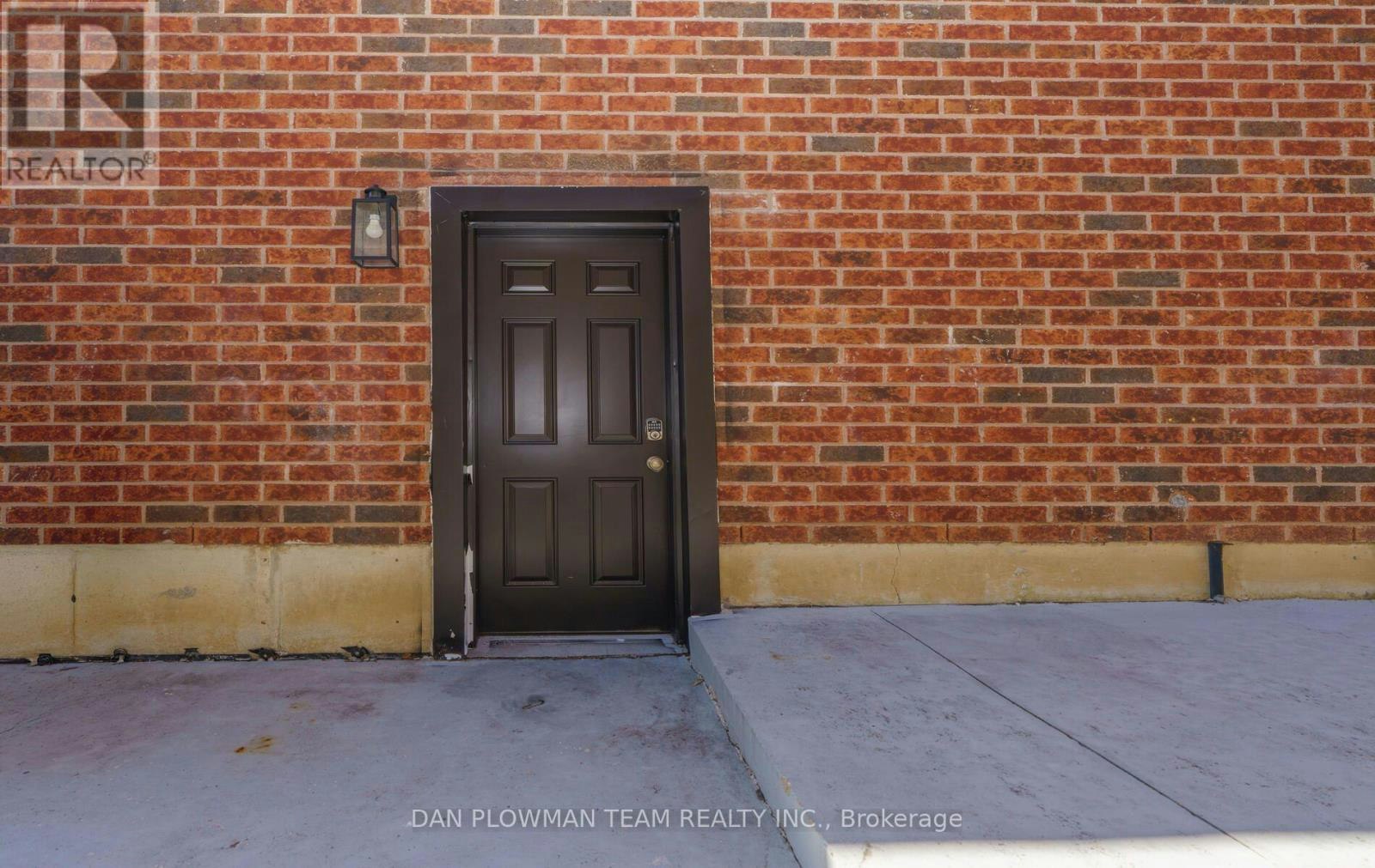 10 Pardon Avenue, Whitby, ON, L1P 1V1 - 9