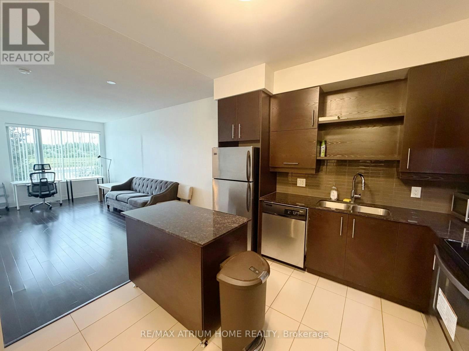 316-277 Park Road SOUTH, Markham, ON, L3T 0B7 - 2