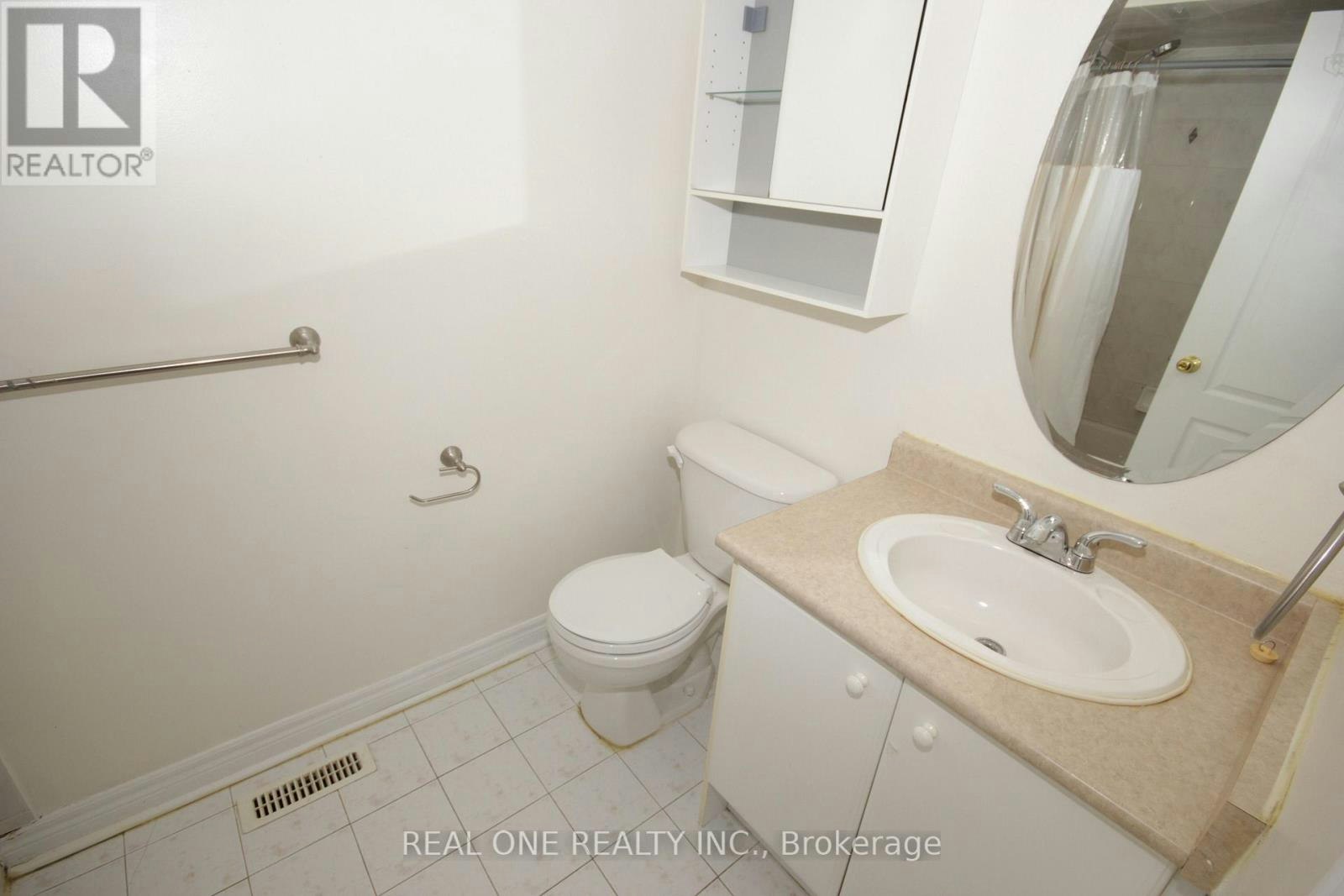 15 Azalea Gate Way, Markham, ON, L3T 7T9 - 12