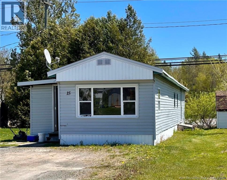 15 Hedgeview Drive, Fredericton, NB, E3B 6R6