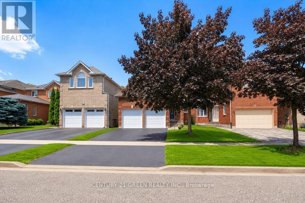 1446 Grossi Street, Mississauga, ON, L5V 1T8