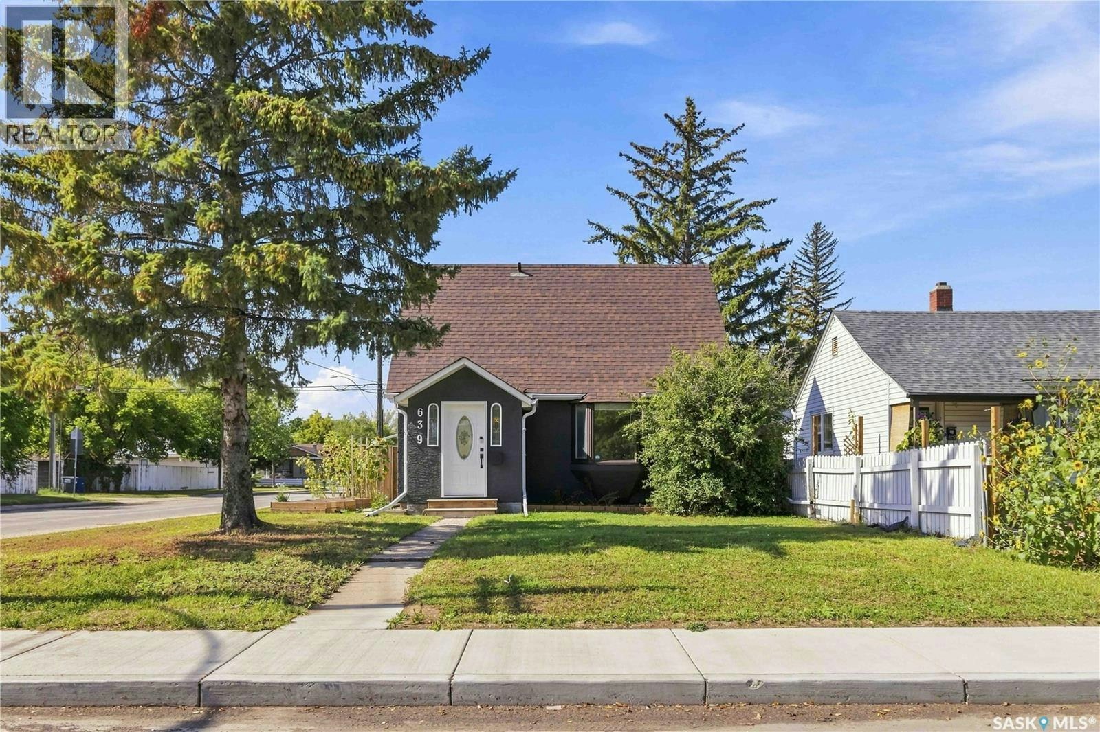 639 L Avenue S, Saskatoon, SK, S7M 2H6