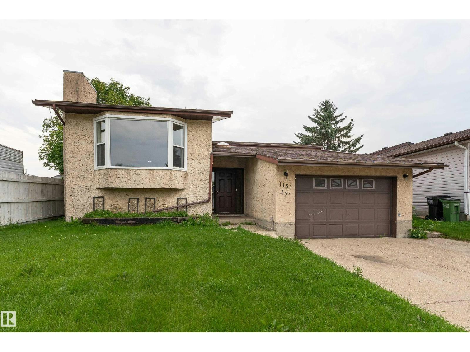 1131 35a Street NW, Edmonton, AB, T6L 2L4