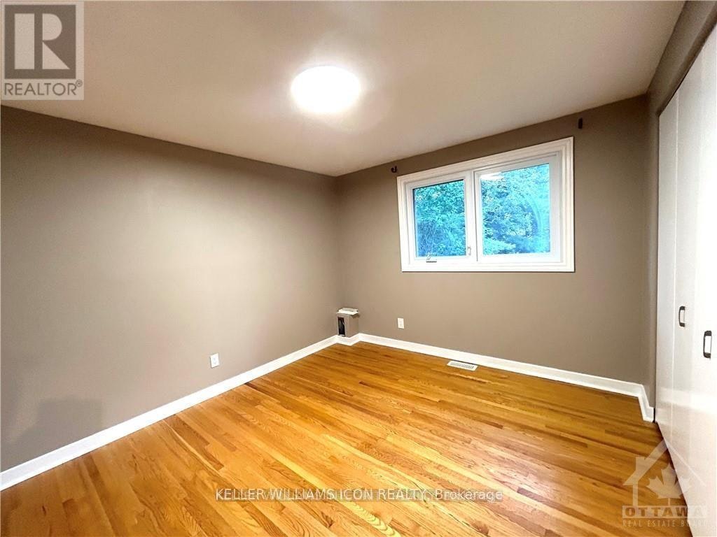 19 Canfield Road, Ottawa, ON, K2H 5S7 - 19