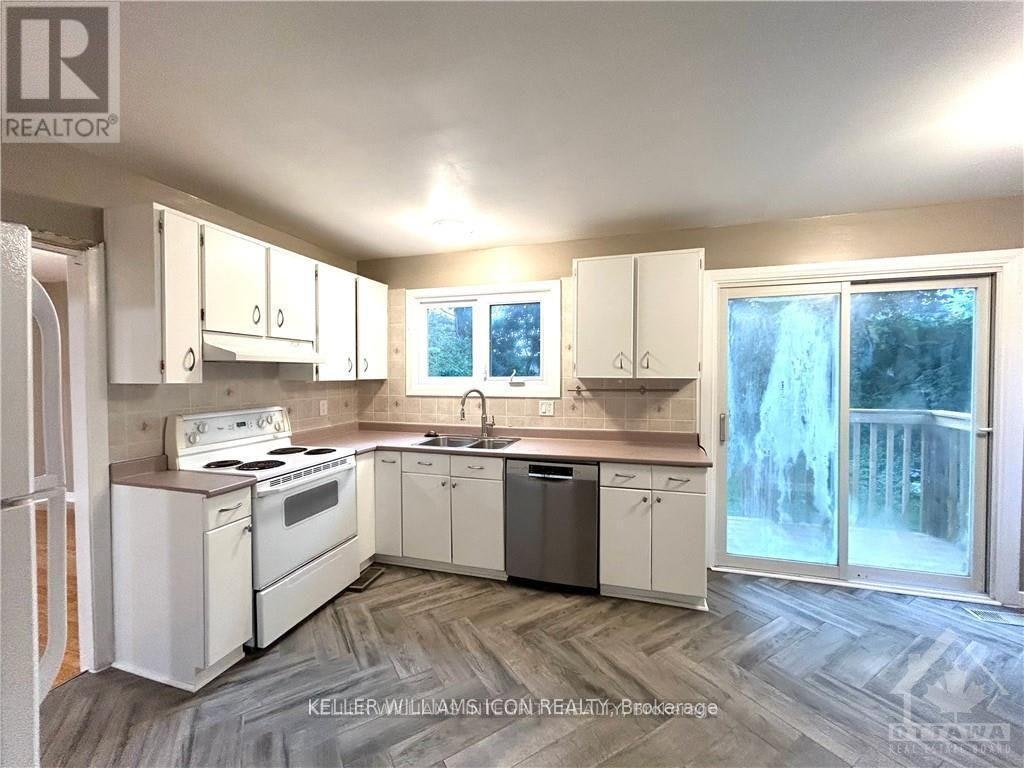 19 Canfield Road, Ottawa, ON, K2H 5S7 - 8
