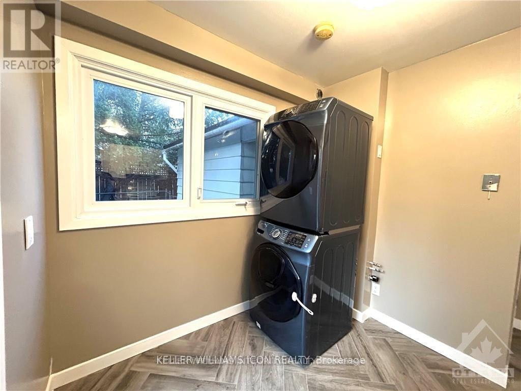 19 Canfield Road, Ottawa, ON, K2H 5S7 - 10