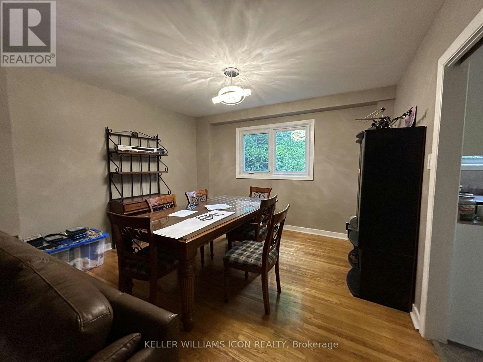 19 Canfield Road, Ottawa, ON, K2H 5S7 - 7
