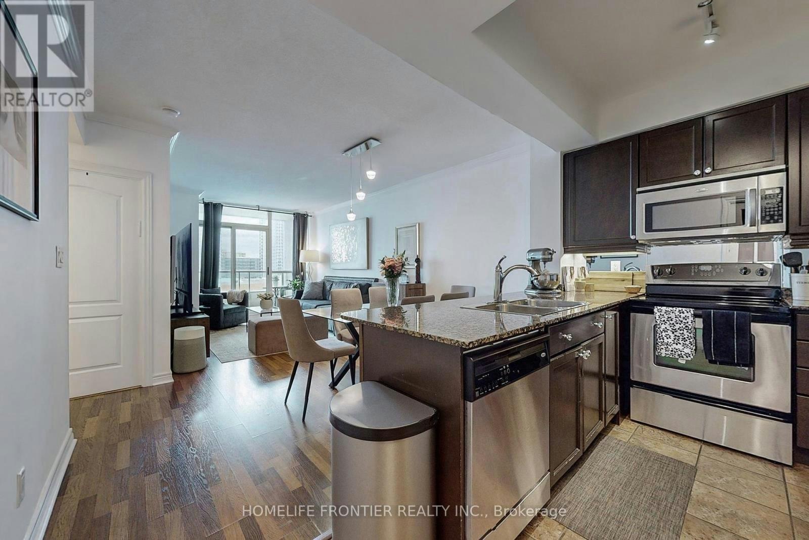 610-100 Promenade Circle, Vaughan, ON, L4J 7W7 - 16