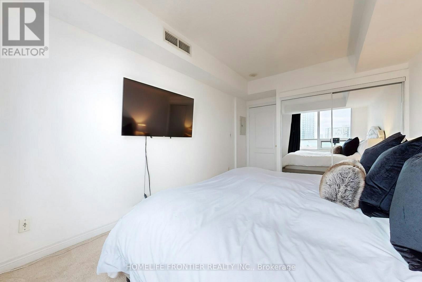 610-100 Promenade Circle, Vaughan, ON, L4J 7W7 - 20
