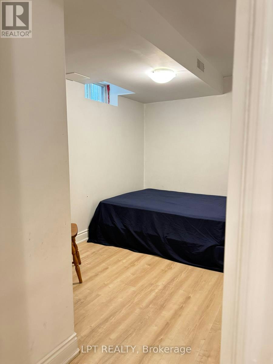 BASEMENT-3304 Sunlight Street, Mississauga, ON, L5M 0G8 - 20