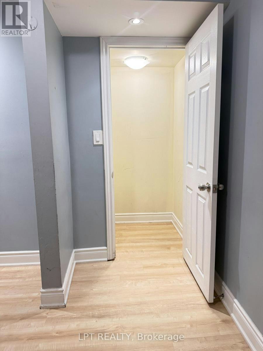 BASEMENT-3304 Sunlight Street, Mississauga, ON, L5M 0G8 - 13
