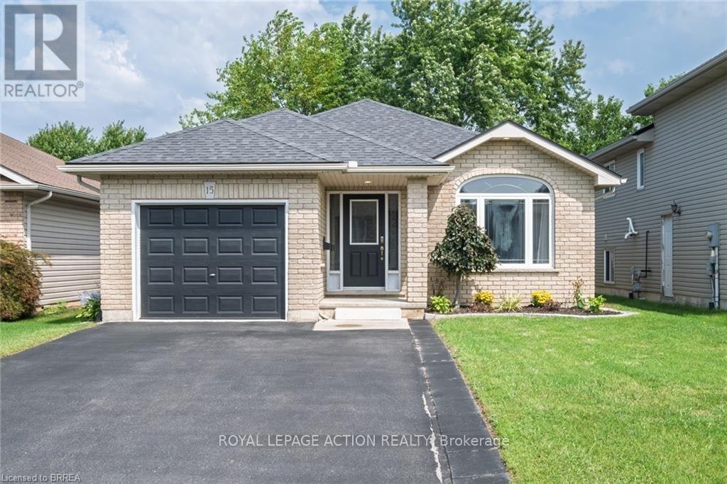 15 Landon Avenue, Norfolk County, ON, N3Y 5J8