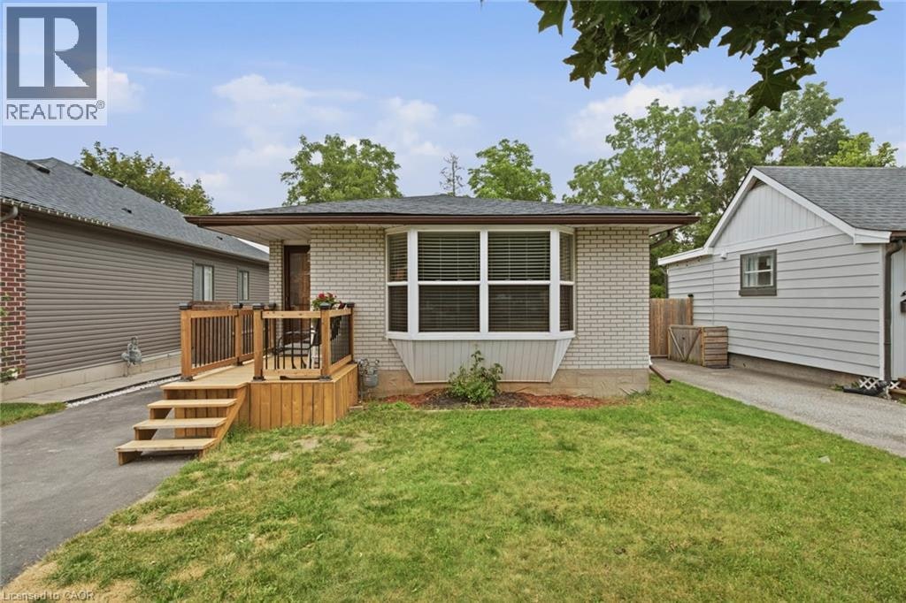13 Mercer Road, Cambridge, ON, N1R 5A6