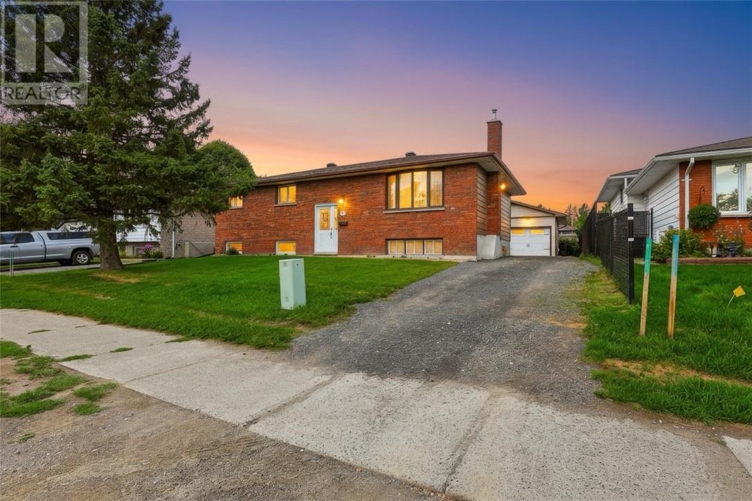 218 Anderson Drive, Greater Sudbury, ON, P3Y 1M8
