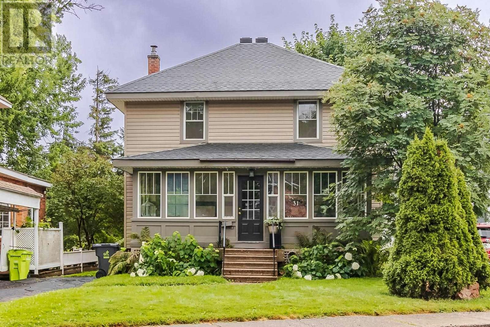 31 The Drive, Sault Ste. Marie, ON, P6B 1B8