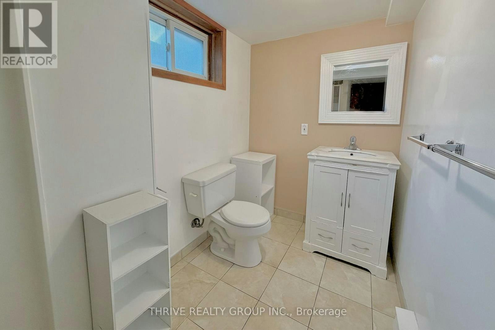 LOWER-230 University Crescent, London, ON, N6A 2L5 - 13