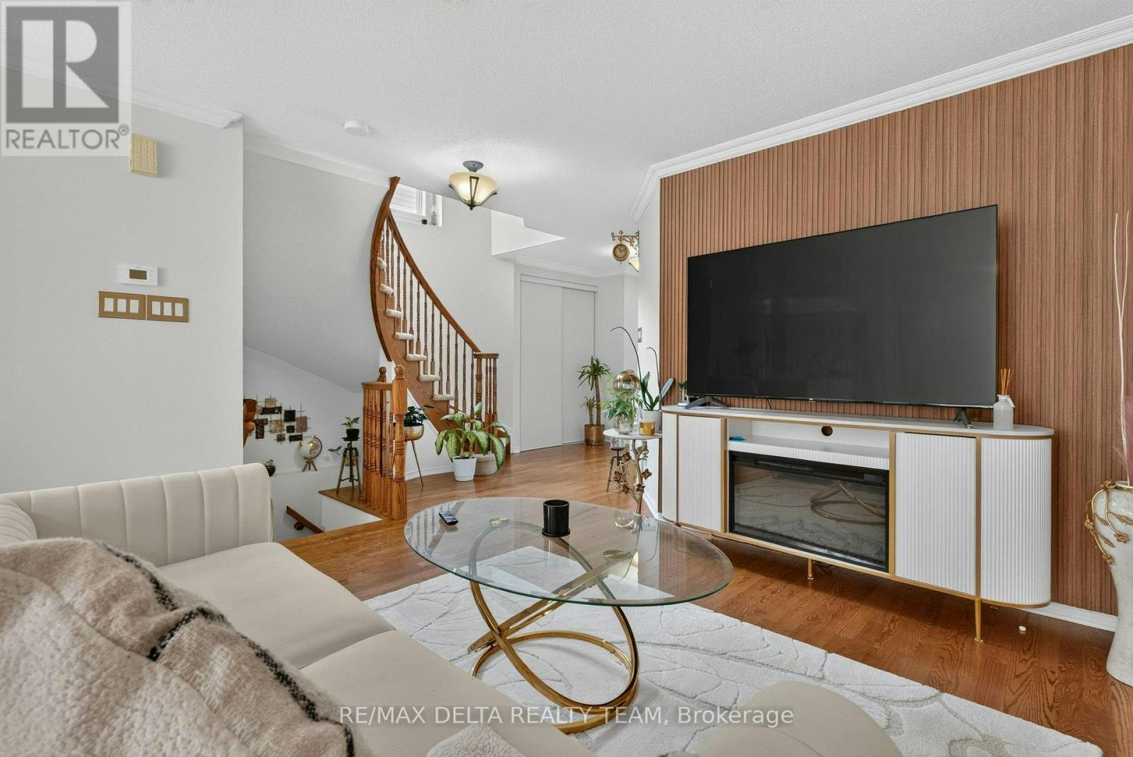 77 Flowertree Crescent, Ottawa, ON, K2M 2R7 - 10