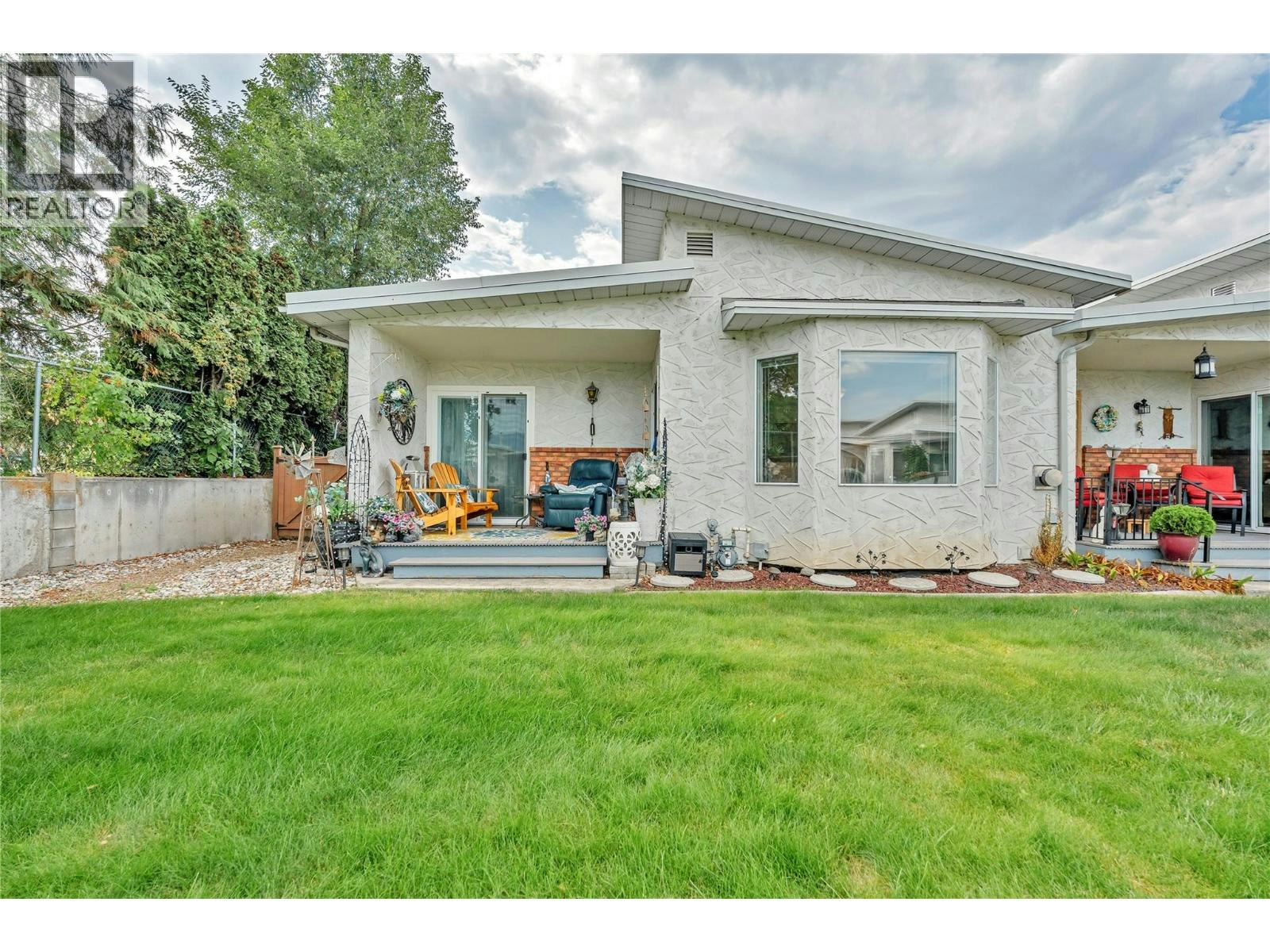 1-11222 Quinpool Road, Summerland, BC, V0H 1Z5
