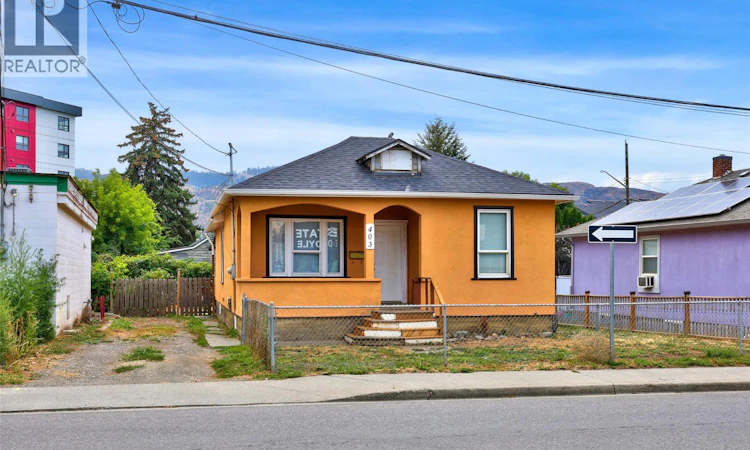403 Mackenzie Avenue