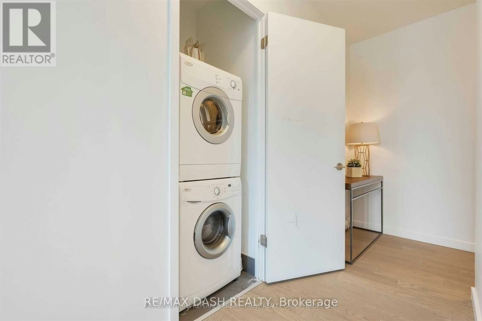 218-70 Distillery Lane, Toronto, ON, M5A 0E3 - 28