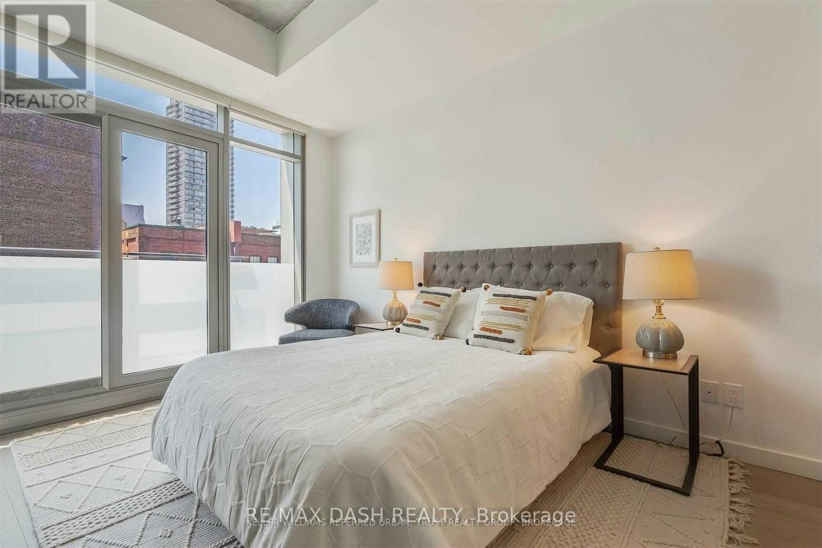 218-70 Distillery Lane, Toronto, ON, M5A 0E3 - 18