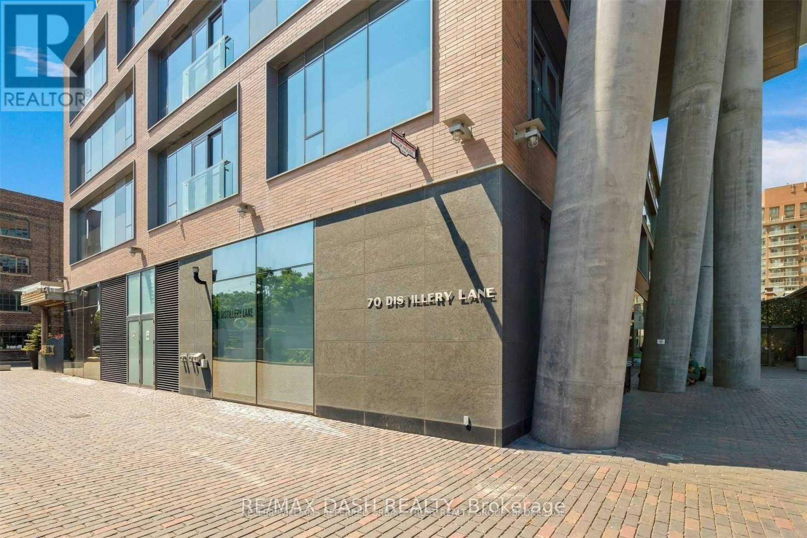218-70 Distillery Lane, Toronto, ON, M5A 0E3 - 3