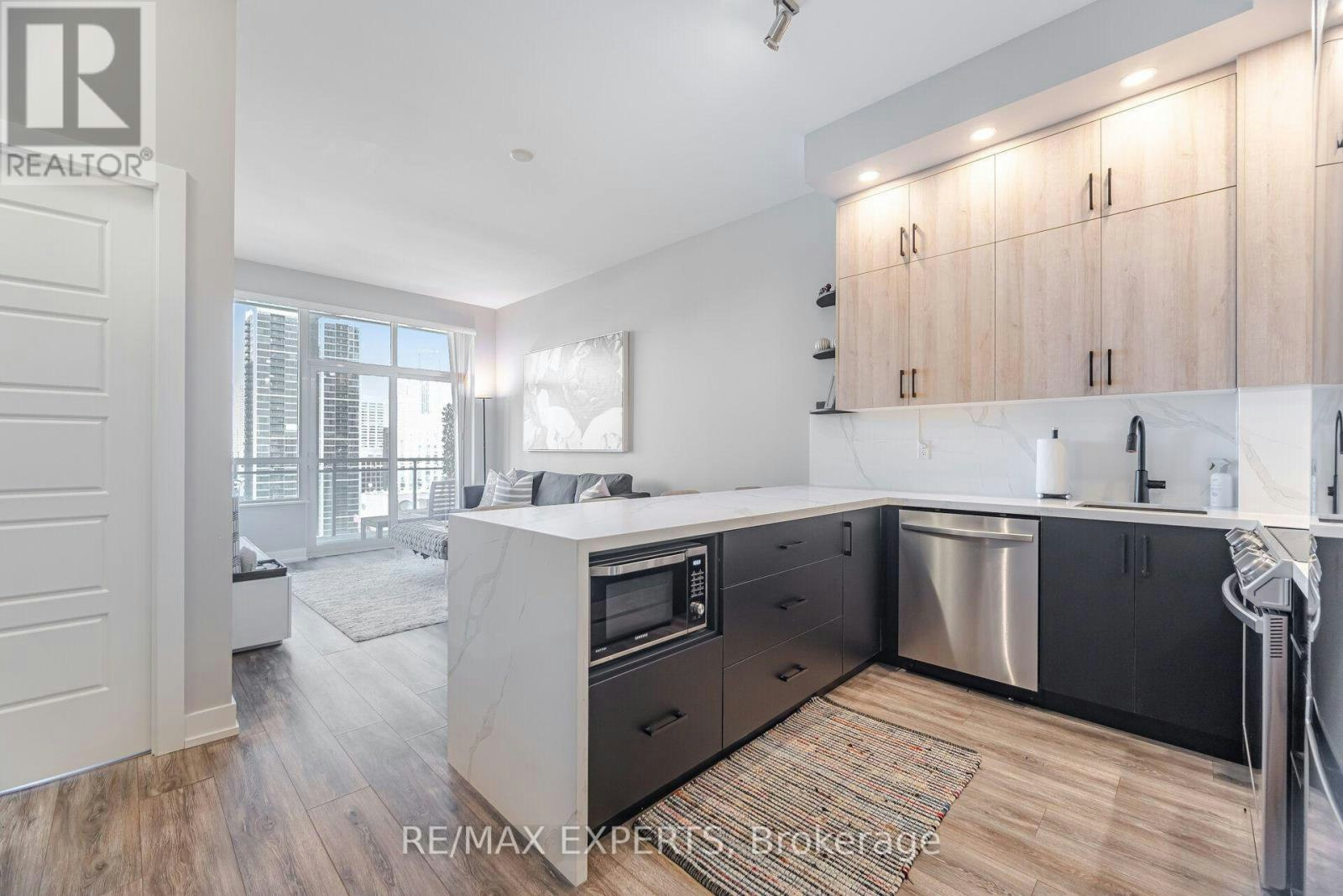 2207-28 Linden Street, Toronto, ON, M4Y 0A4 - 7