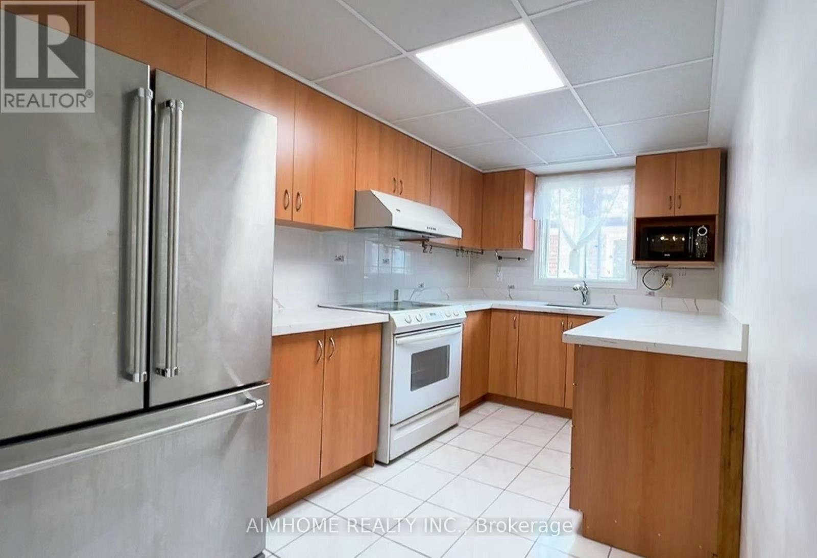 UPPER LEVEL-83 Mintwood Drive, Toronto, ON, M2M 3A6 - 9