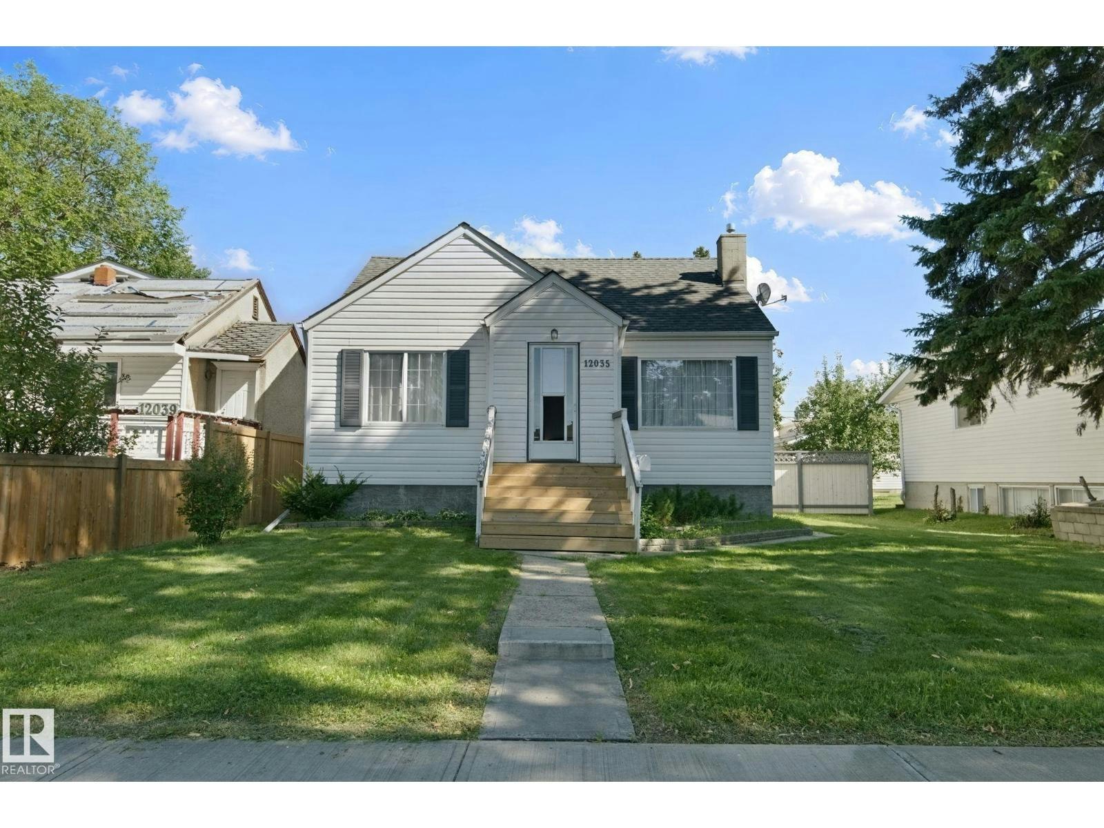 12035 83 Street NW, Edmonton, AB, T5B 2Z7